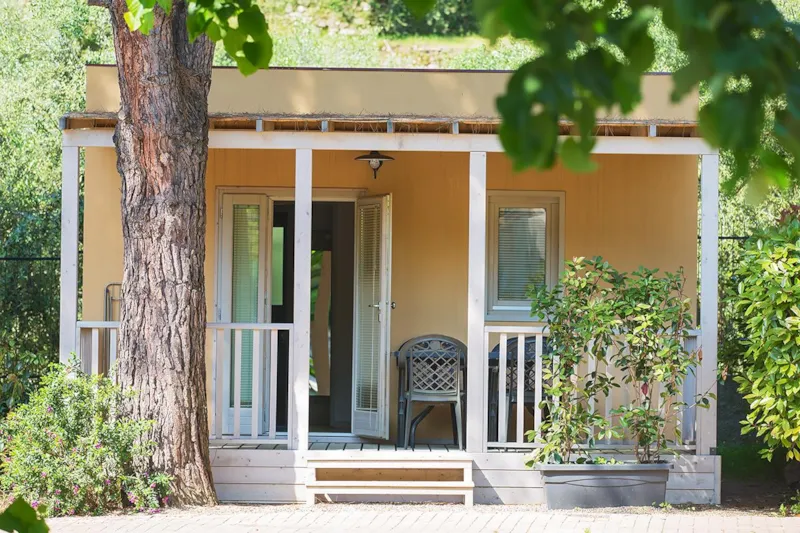 Bungalow 2 Pièces Avec Véranda Extérieure