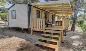 Mietunterkunft - Mobilheim Comfort Xl Model - 2 Schlafzimmer - 30M² - Erhöhte Terrasse -  Klimaanlage - Tv - Camping Marvilla Parks - Green Park