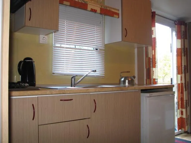 Mobilhome Avec Cuisine Et Sanitaires