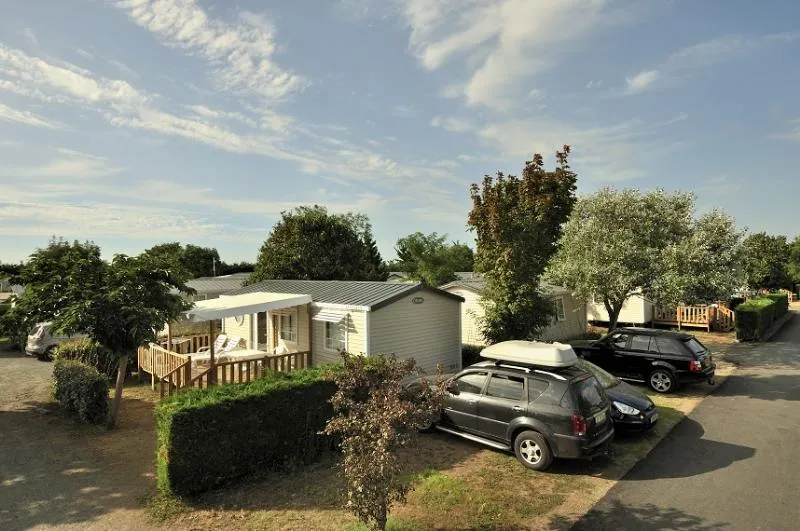 Mobil-Home Confort 31M² (3 Chambres) + Tv + Terrasse Semi-Couverte