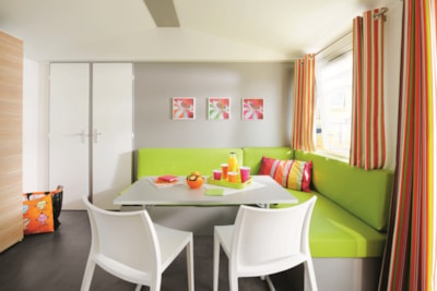 Mobil-Home COMFORT 27.5 m² (2 bedrooms) + TV + half-covered terrace — 2