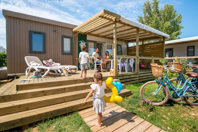 Flower Camping Les Ilates - image n°4 - Camping Direct