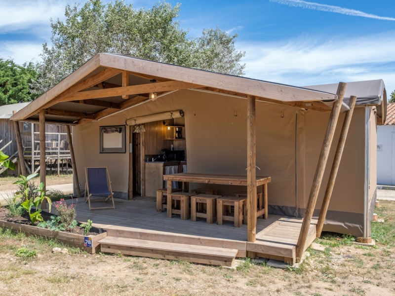Cabina tenda Cotton Confort 35m² - 3 camere - terrazzo coperto 11m² + TV
