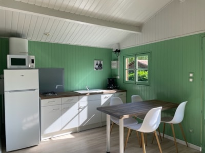 Chalet on piles Confort 30m² (2 bedrooms) + TV + air-conditioning