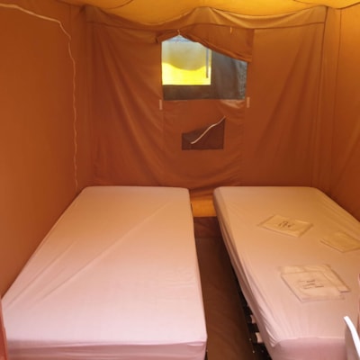 Tent Lodge Nature Standard 25m² (2 bedrooms) - without toilet blocks + terrace