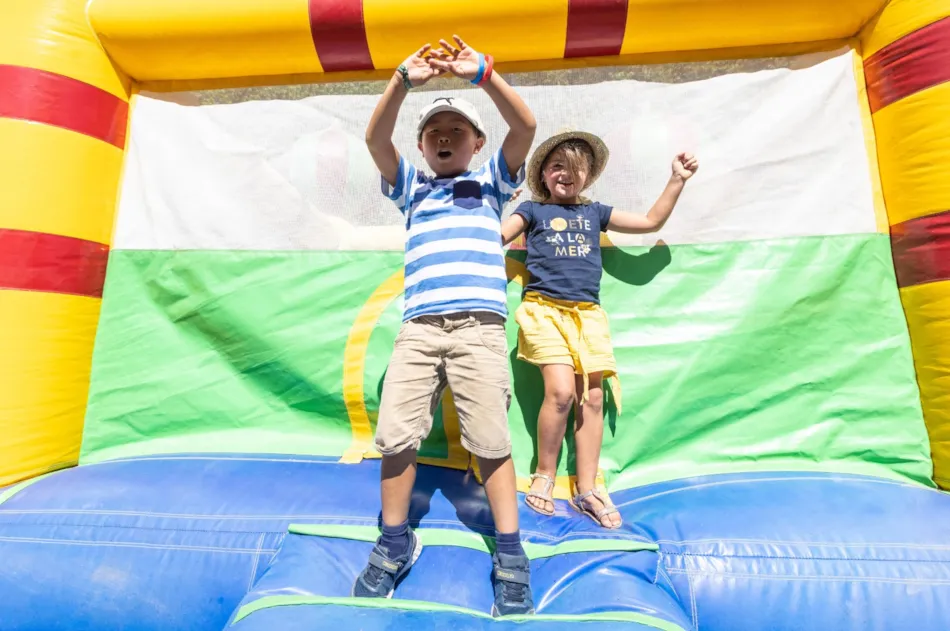 Flower Camping La Dordogne Verte