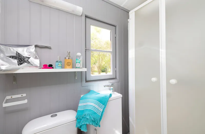 Chalet Sur Pilotis Confort 24M² (2 Chambres) + Terrasse - Bord De Rivière