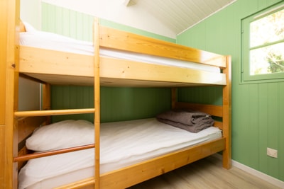 Chalet on piles Confort 30m² (2 bedrooms) + TV + air-conditioning