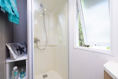 Mobile-home Premium 27m² (2 bedrooms) + TV + air-conditioning + terrace
