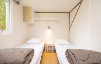 Mobile-home Standard 24m² (2 bedrooms) + TV + air-conditioning + terrace