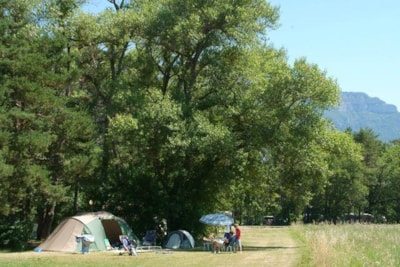 DELUXE Pitch PACKAGE (field view and private sanitary), person and electricity extra