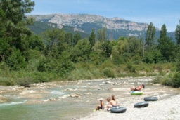 Camping L'Hirondelle - image n°23 - Roulottes