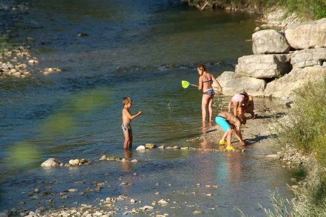 Camping L'Hirondelle France *****