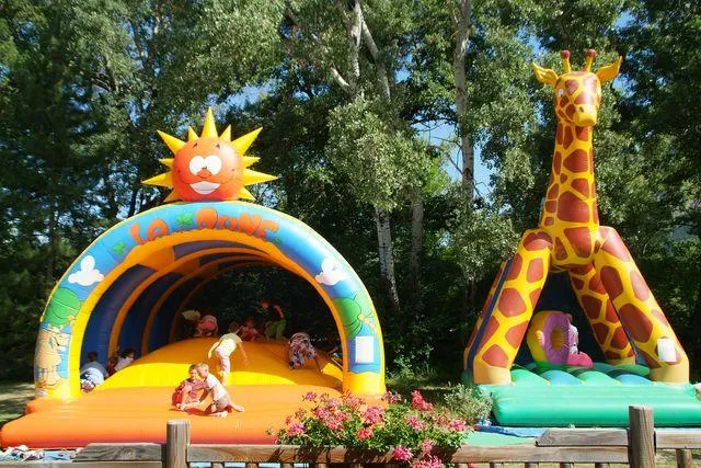 Camping L'Hirondelle France *****