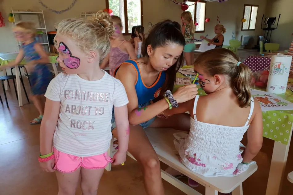 Camping L'Hirondelle France *****