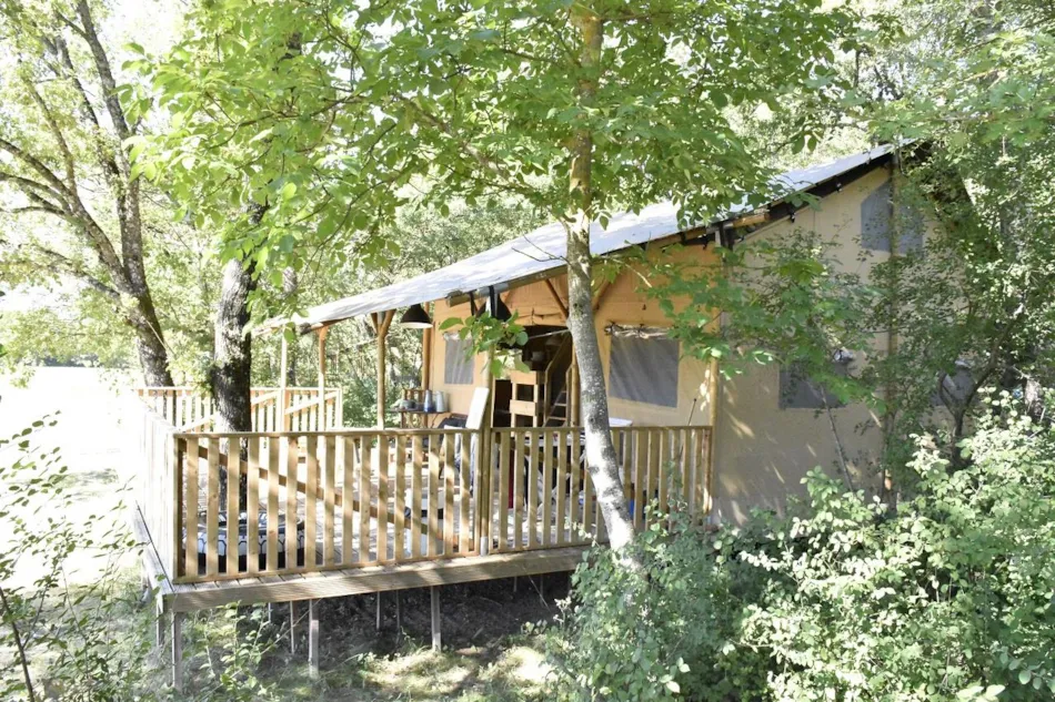 Camping L'Hirondelle France *****