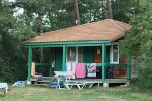 Locatif - Chalet MARINA PREMIUM (uitzicht op velden en bergen) nr. 10 of 22 - - Camping L'Hirondelle France *****