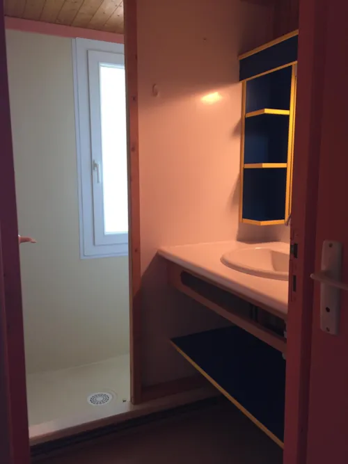 Accommodation - Chalet Maeva Mezzanine Premium (Field View) Nr 17 - - image n°6 - Camping L'Hirondelle France *****