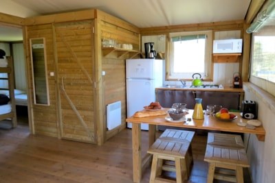 Lodge CASTOR PREMIUM (river side) nr 88, 119, 121, 170, 176, 177 -