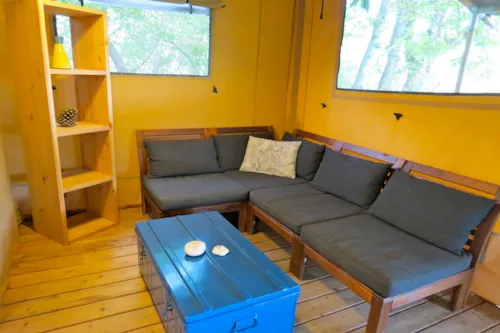 Accommodation - Lodge Safari Premium (Field View) Nr 53, 58, 59, 70, 73 - - image n°6 - Camping L'Hirondelle France *****