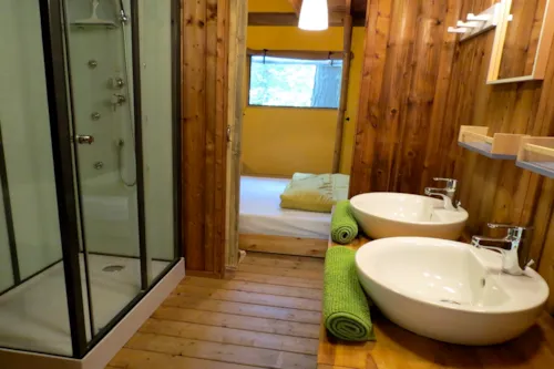 Accommodation - Lodge Safari Nr 81, 82, 88-1 - - image n°9 - Camping L'Hirondelle France *****