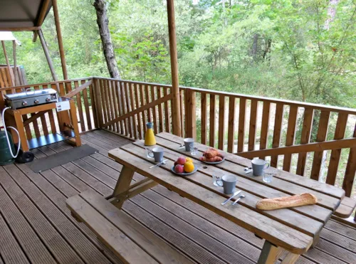 Accommodation - Lodge Woody Nr 6, 7, 11, 63, 64, 65 - - image n°3 - Camping L'Hirondelle France *****
