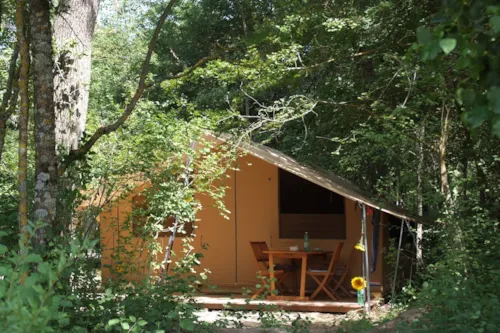 Location - Cotton Lodge N° 69, 71, 72, 75, - image n°2 - Camping L'Hirondelle France *****