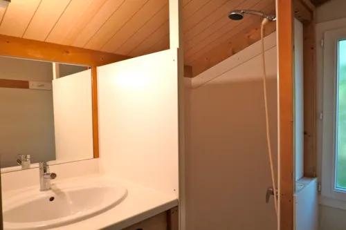 Location - Chalet Jade N° 37, 38, 39, 40 - - image n°9 - Camping L'Hirondelle France *****