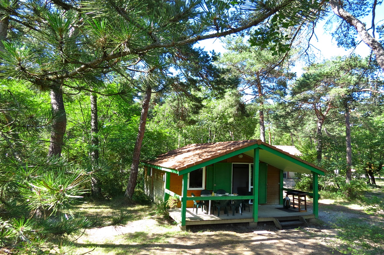 Location - Chalet Jade N° 37, 38, 39, 40 - - Camping L'Hirondelle
