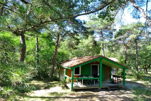 Location - Chalet Jade N° 37, 38, 39, 40 - - image n°1 - Camping L'Hirondelle France *****