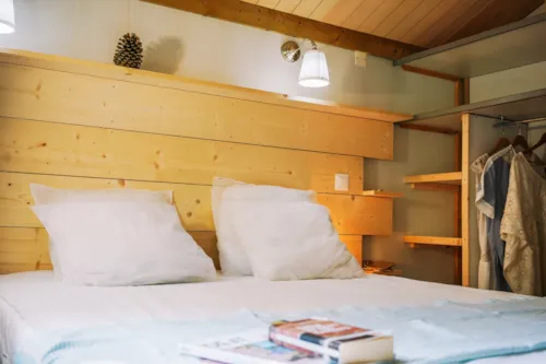 Location - Chalet Jade N° 37, 38, 39, 40 - - image n°7 - Camping L'Hirondelle France *****