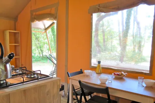 Location - Lodge Forest N° 24, 28, 57, 60, 62, 108, 126, 166, 166-1, 179, 179-1- - image n°7 - Camping L'Hirondelle France *****