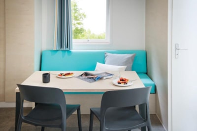 Mobile Home IRM 28 m² - 2 bedrooms - covered terrace - nice colour outside