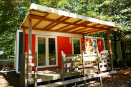 Alloggio - Casa Mobile Irm 28 M² - 2 Camere - Terrazza Coperta - Exteriore Colorato - Camping Le Ventadour