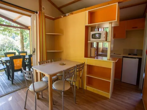 Mietunterkunft - Komfort Chalet Douglas 2 Ch. - image n°3 - Camping La Marette Sites & Paysages