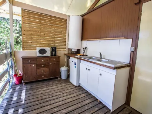 Mietunterkunft - Insolite Chalet Cèpes 2 Ch. - image n°3 - Camping La Marette Sites & Paysages