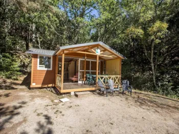 Mietunterkunft - Komfort Hütte Châtaignier 3 Ch. - Camping La Marette Sites & Paysages