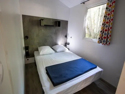 Mietunterkunft - Premium Cottage Chanterelle Duo 2Ch. - Tv - image n°6 - Camping La Marette Sites & Paysages