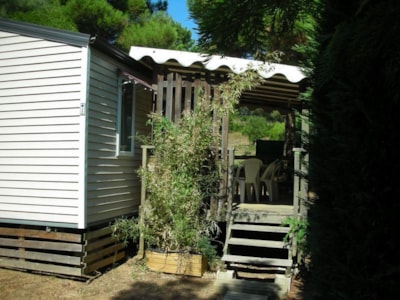 Mobilhome Cabasson - sheltered terrace