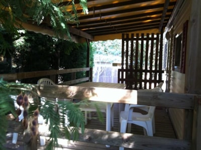 Mobilhome Cabasson - sheltered terrace