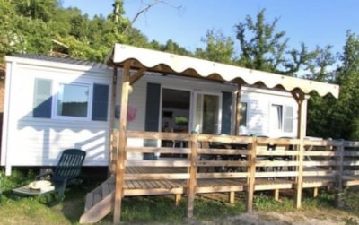 Mobilhome Le Baou 3 bedrooms sheltered - terrace