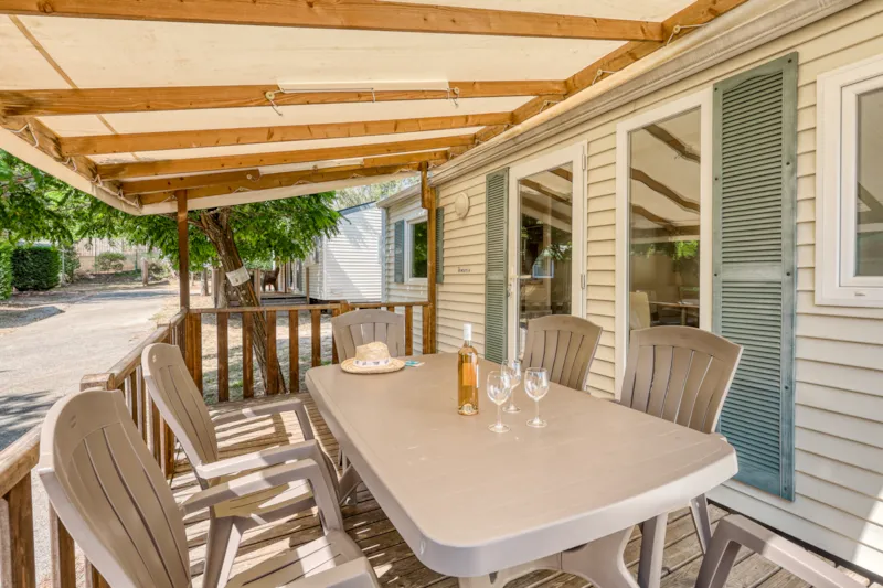 Mobil-Home Le Baou 3 Chambres - 33M² - Terrasse Couverte 15M²