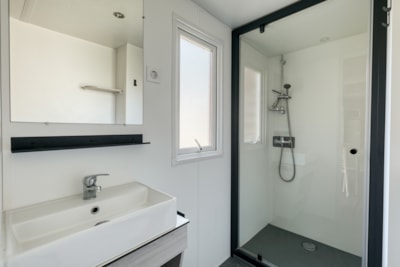 Le PRADET Mobile Home - 29 m² - 2 bedrooms - 15 m² covered patio