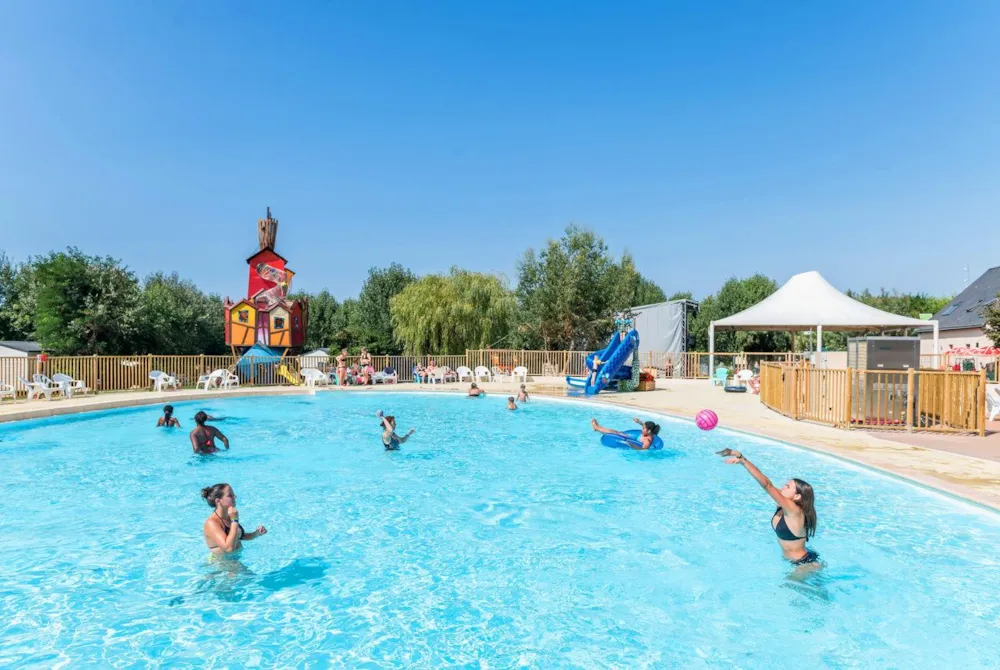 Capfun - Camping Le Cénic - image n°9 - Camping Direct