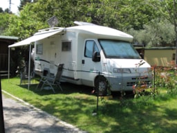 Pitch - Pitch Caravan Or Camping-Car - Parco Vacanze Il Frantoio