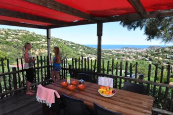 Mietunterkunft - Mobilheim Evasion Prestige - 33M² - 2 Schlafzimmer - 2 Badezimmer - Terrasse - Camping Cros de Mouton