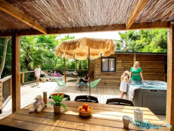 Mietunterkunft - Cottage Family 8 - 35M² - 4 Schlafzimmer + Spa - New 2023 - Camping Cros de Mouton
