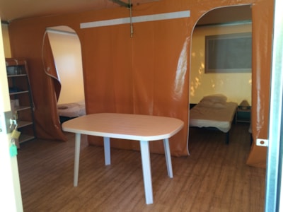 Kiwi 25m² 2 Bedrooms, without private facilities
