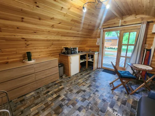 Accommodation - Chalet Pod 2 Personnes - image n°3 - Camping de la Vallée du Doux