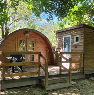 Locatif - chalet pod 2 personnes - Camping de la Vallée du Doux
